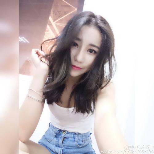 乌坎网红,揭秘网络红人的崛起之路