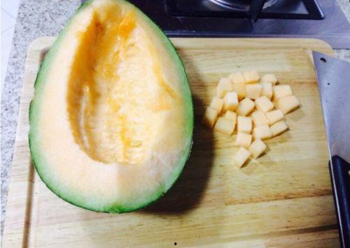 怀孕两个月吃哈密瓜,哈密瓜助力母婴健康