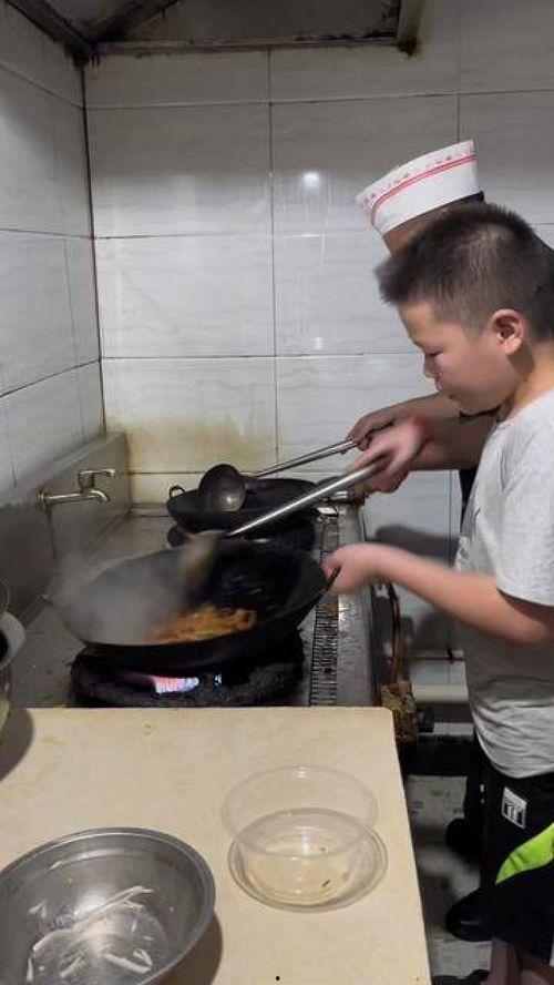 炒菜网红王佳瑞,炒菜界网红的烹饪艺术与人气传奇