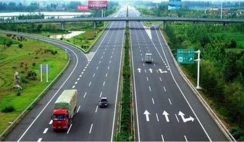 头条疫情上海高速封路,应对疫情挑战的交通管控举措